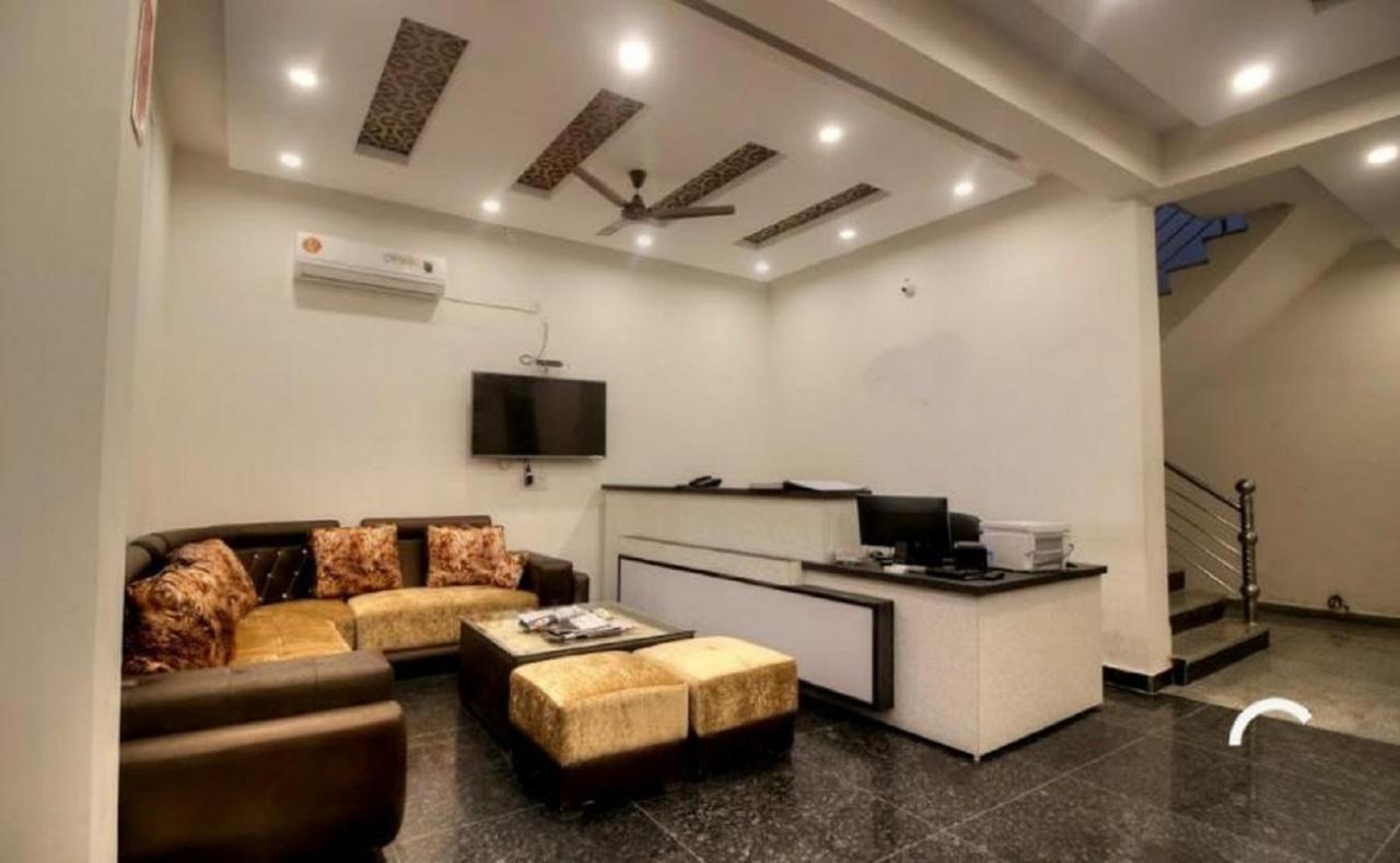 Hotel Ark Avalon- Near Delhi Airport, New Delhi Nova Deli Exterior foto