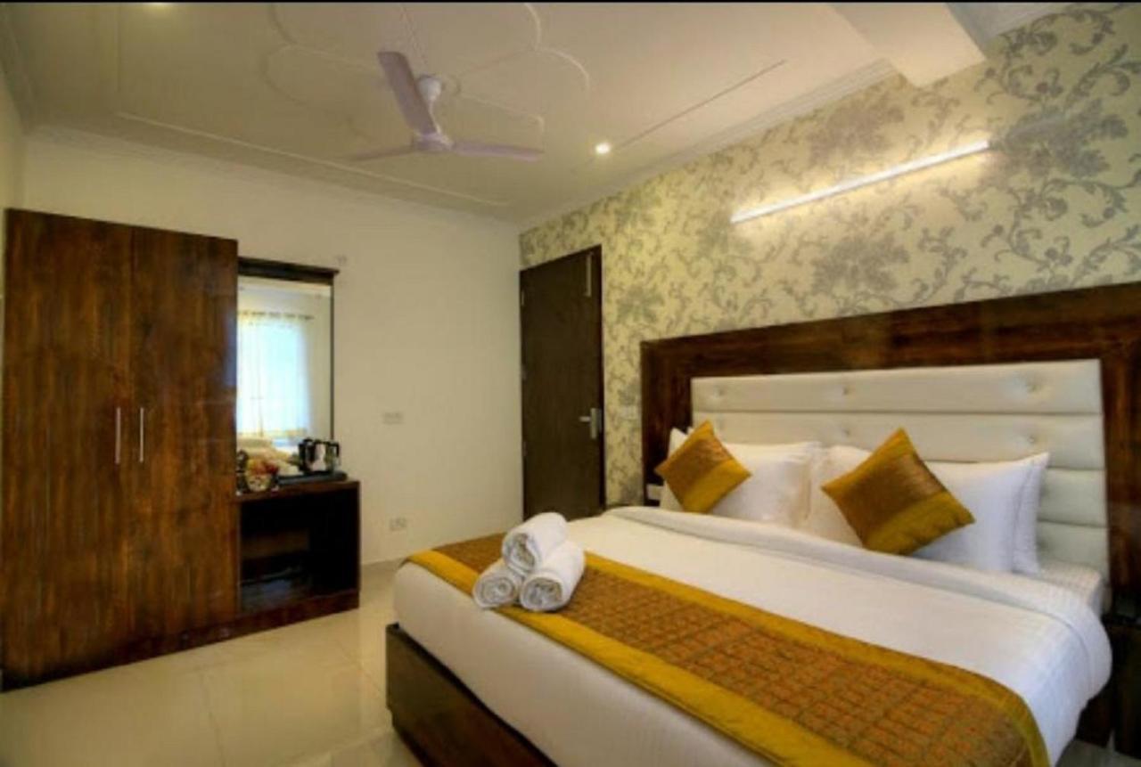 Hotel Ark Avalon- Near Delhi Airport, New Delhi Nova Deli Exterior foto